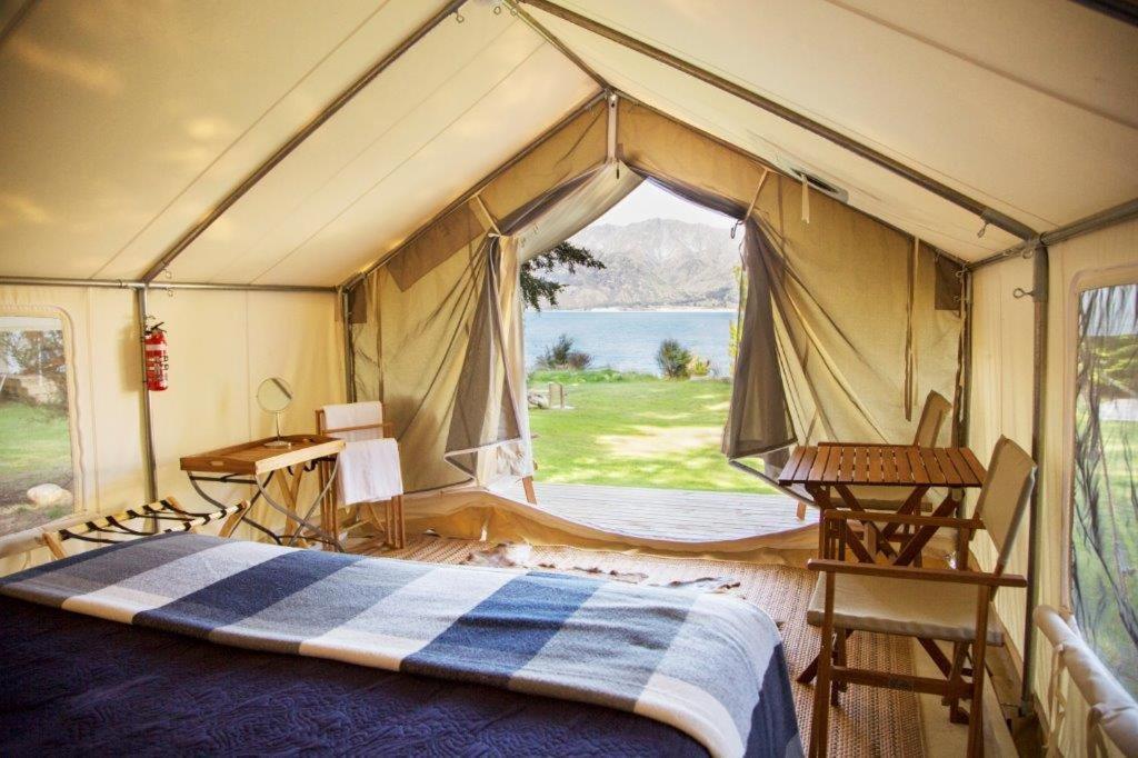 The Camp - Lake Hawea Ngoại thất bức ảnh