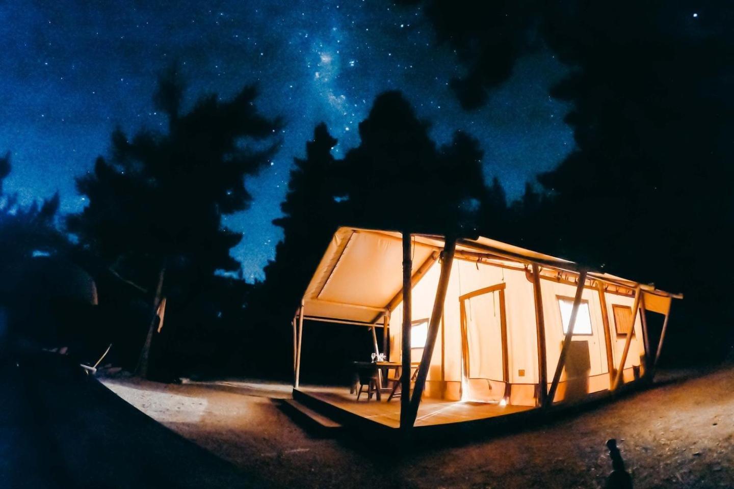 The Camp - Lake Hawea Ngoại thất bức ảnh